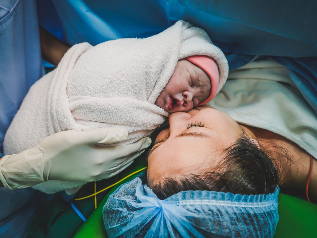 natural birth vs c section